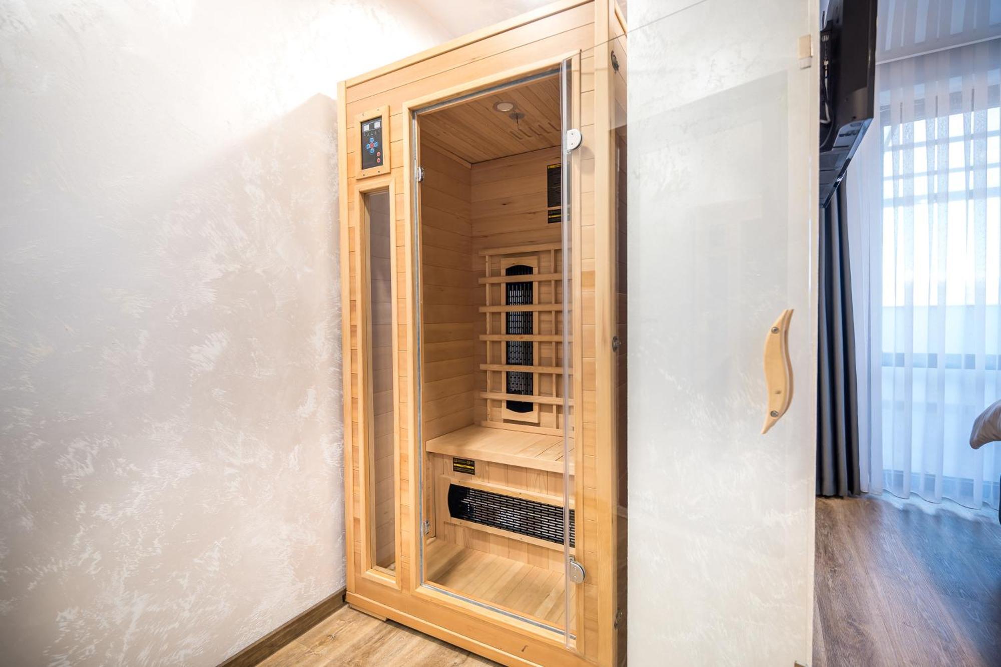 Hotel Royal Bath Banya  Ngoại thất bức ảnh