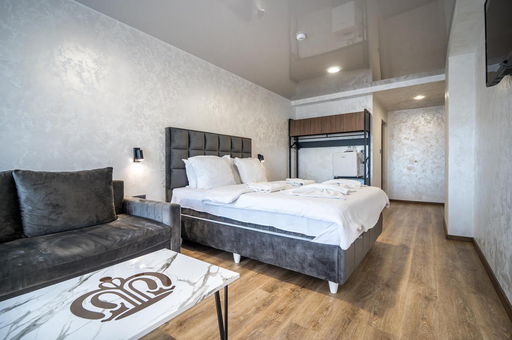 Hotel Royal Bath Banya  Ngoại thất bức ảnh