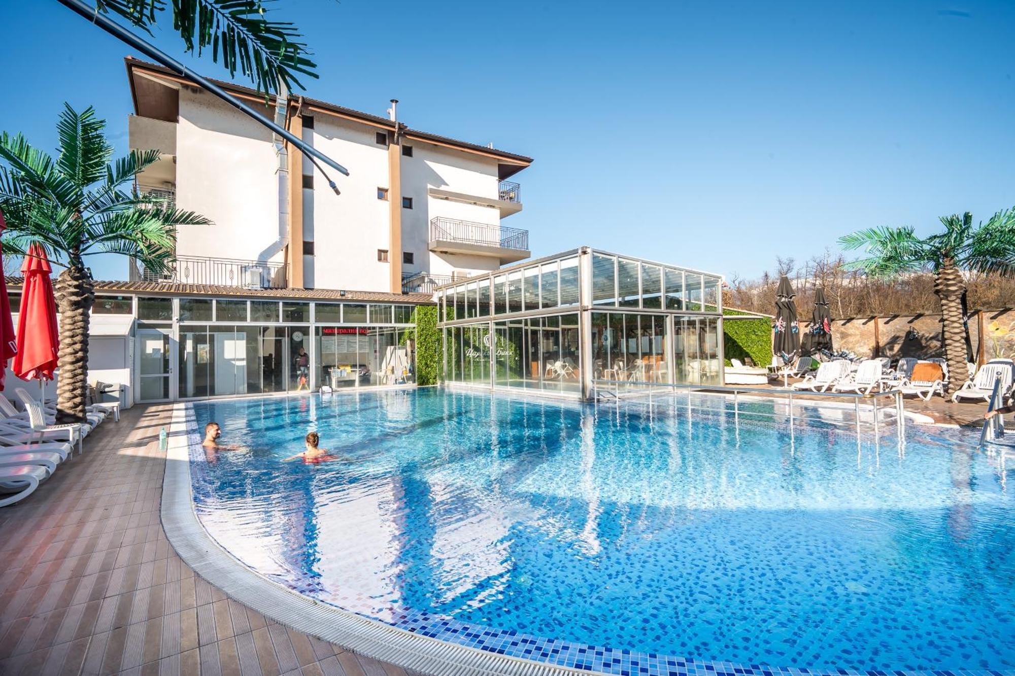 Hotel Royal Bath Banya  Ngoại thất bức ảnh